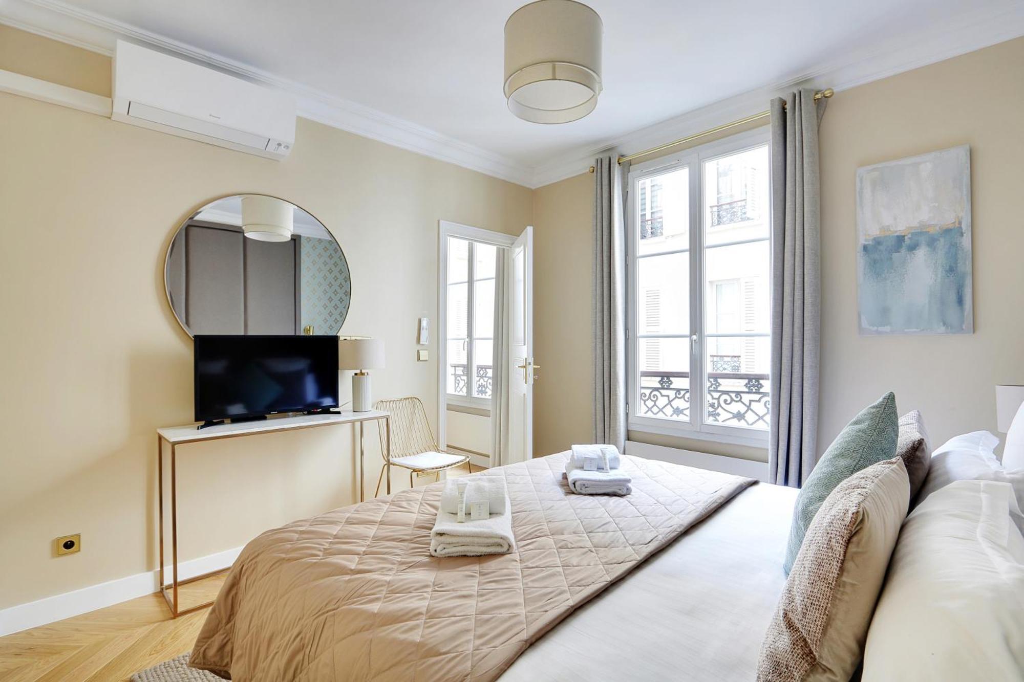 Pick A Flat'S Apartments In Opera Saint Lazarre - Rue De L'Isly Paris Exterior foto